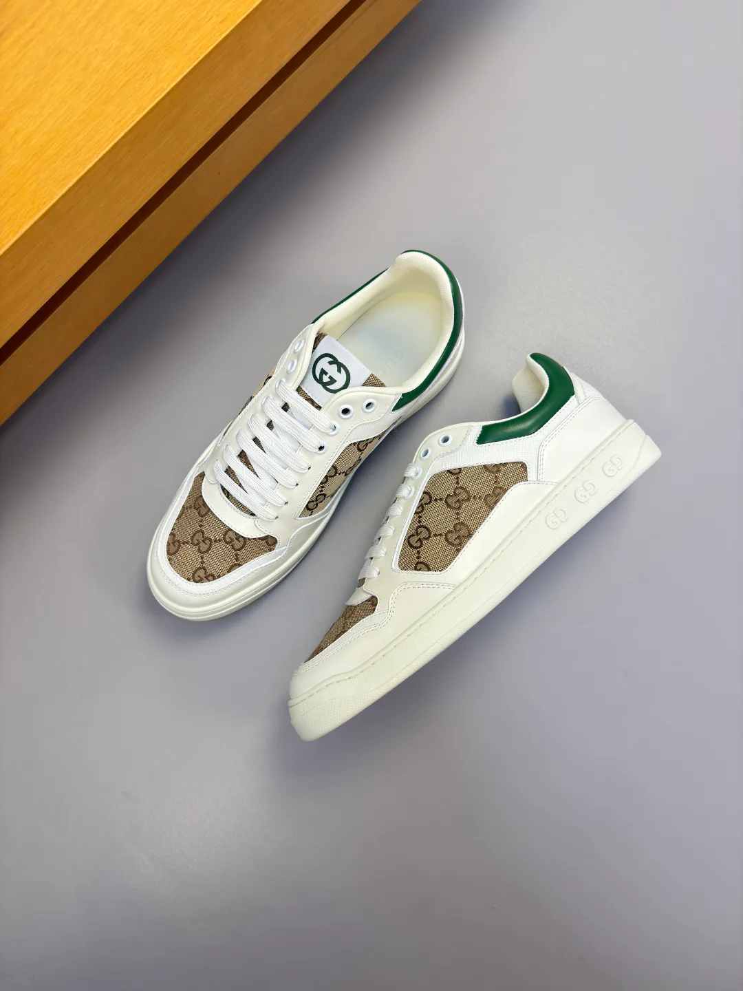Men's Sneakers GUCCI 18142459