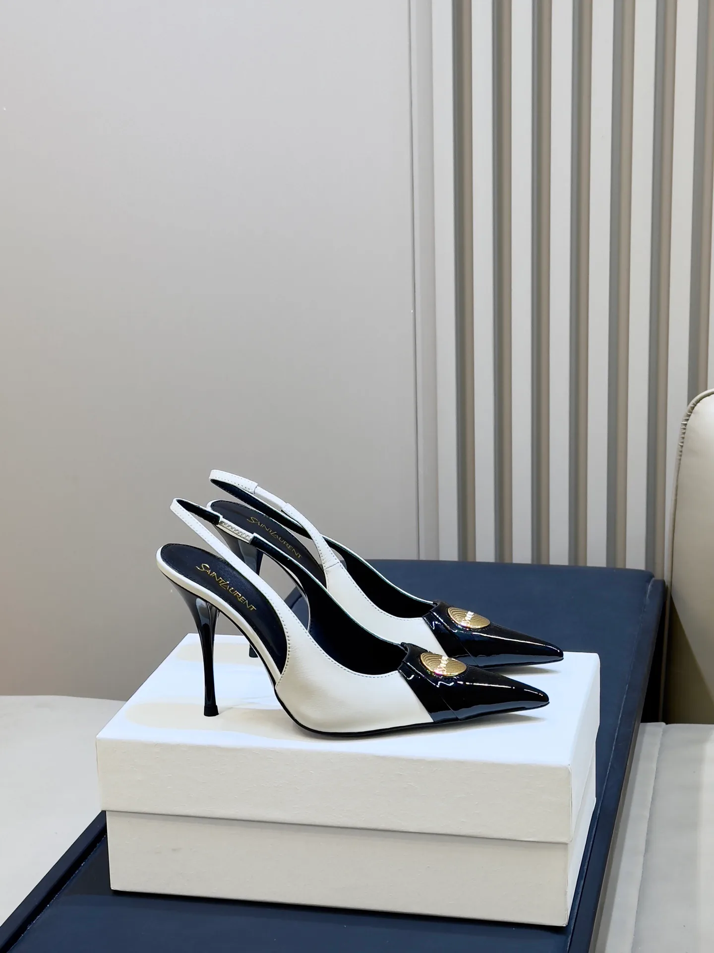 Women's Heels SAINT LAURENT 18073309