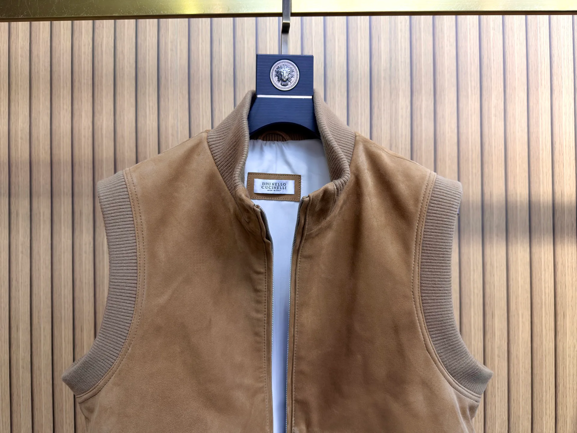 Men's Vests BRUNELLO CUCINELLI 18157032