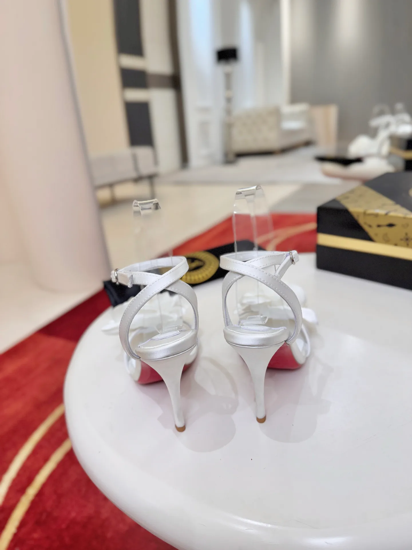 Women's Open-Toe Sandals CHRISTIAN LOUBOUTIN 18275832