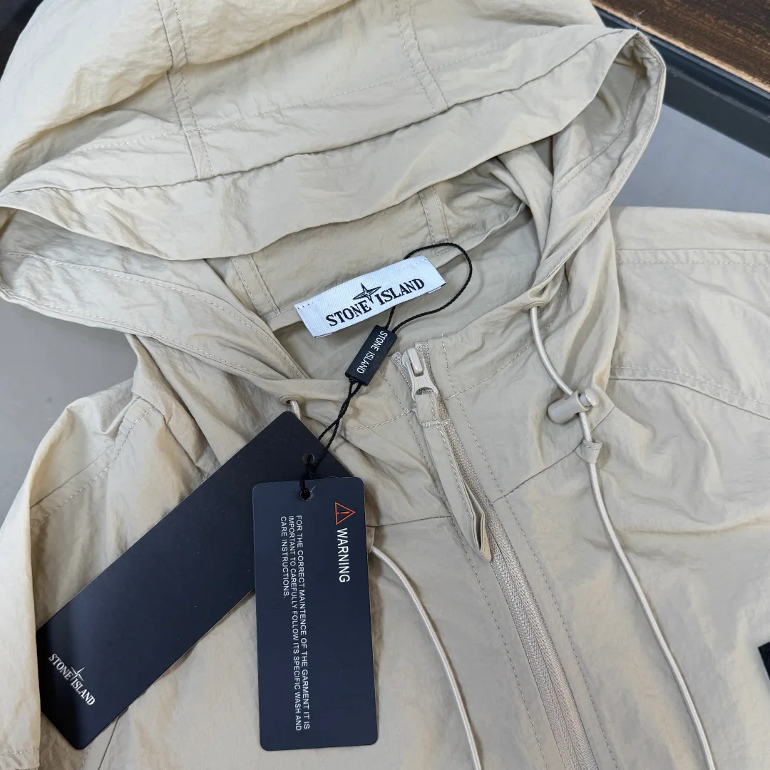 Men's Jackets And Down Jackets STONE ISLAND 17286046