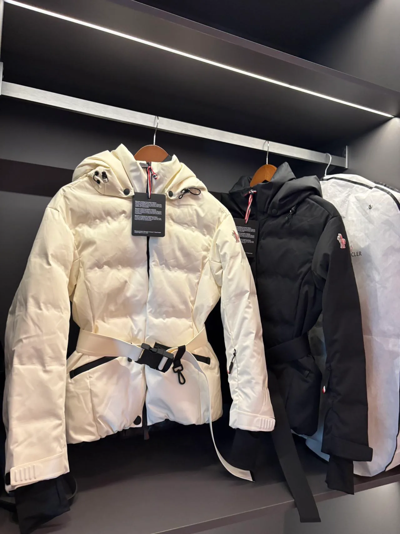 Men's Jackets And Down Jackets MONCLER 18231762