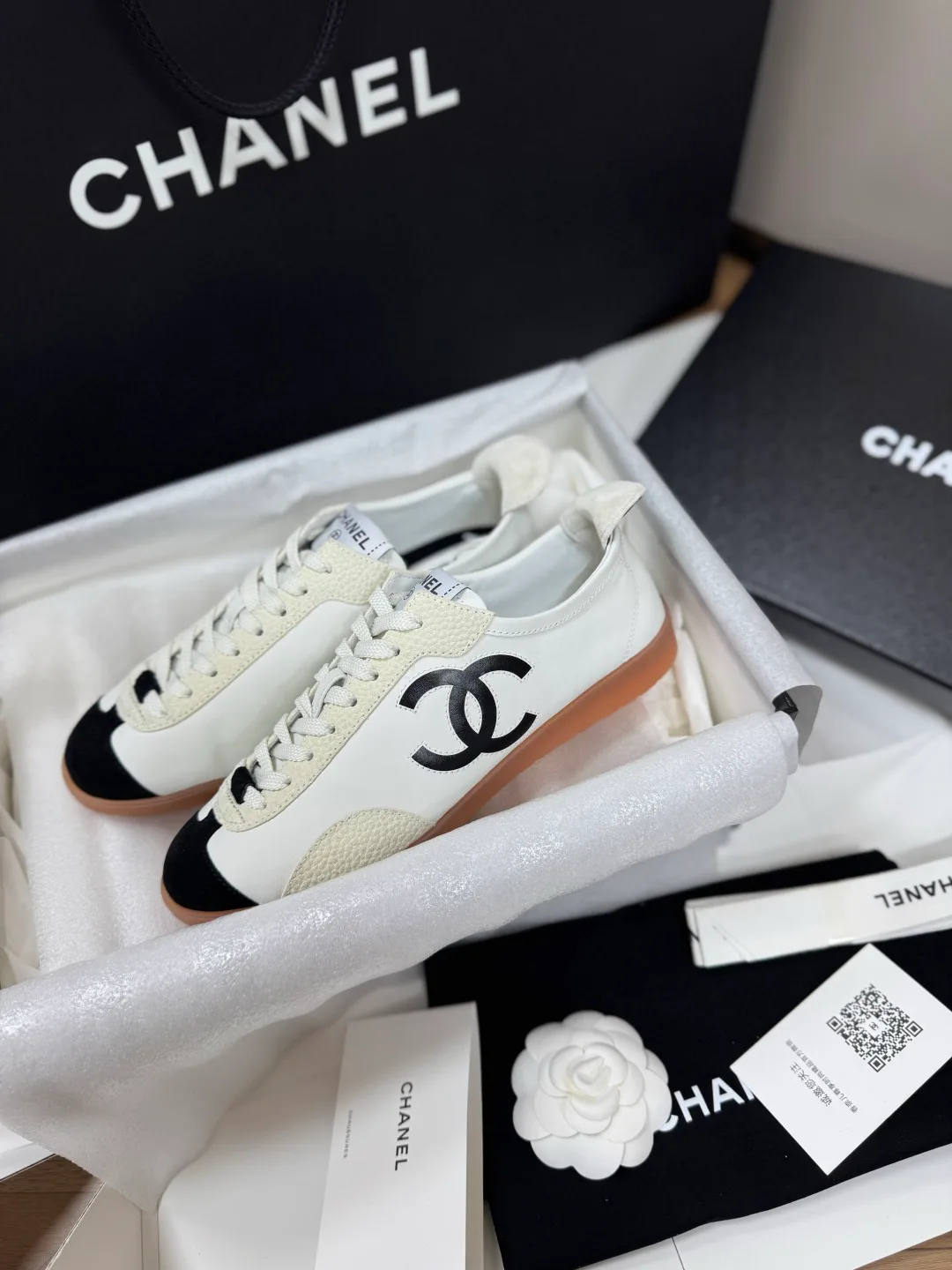 Women's Sneakers CHANEL 18223889