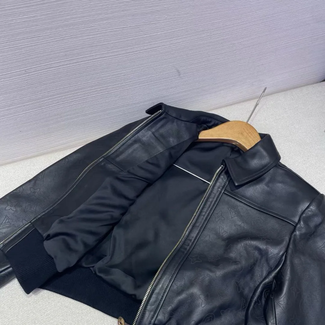 Women's Leather Jackets And Sheepskin Coats LOUIS VUITTON 17998950