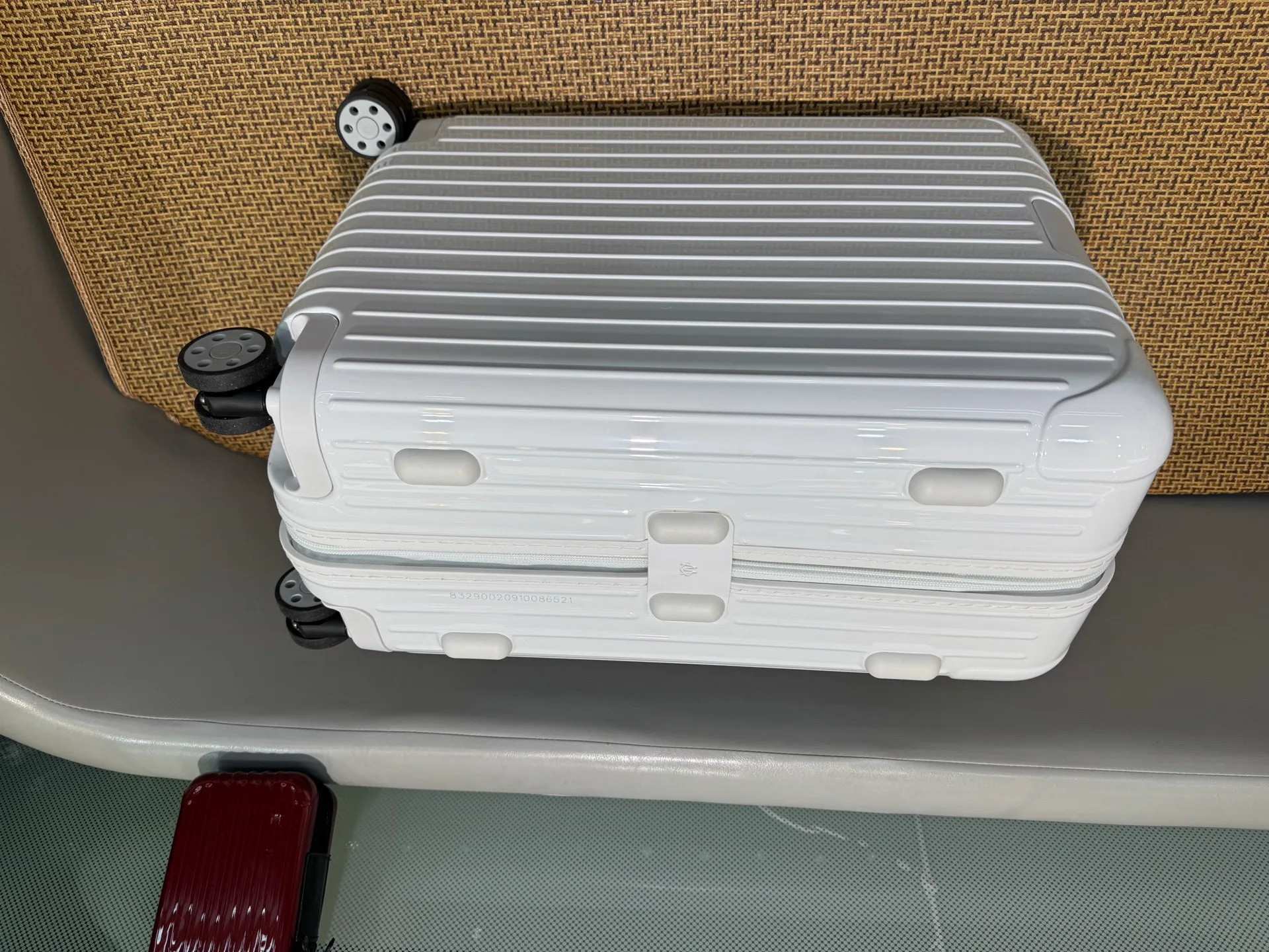 Suitcases RIMOWA 17803840