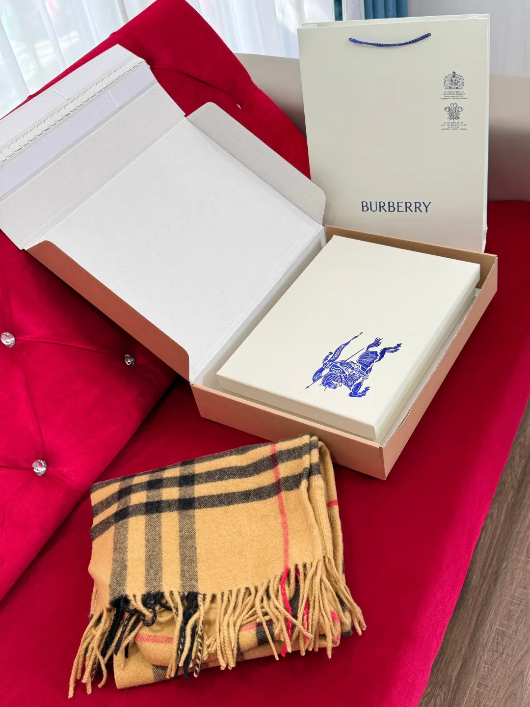 Scarves BURBERRY 18287614