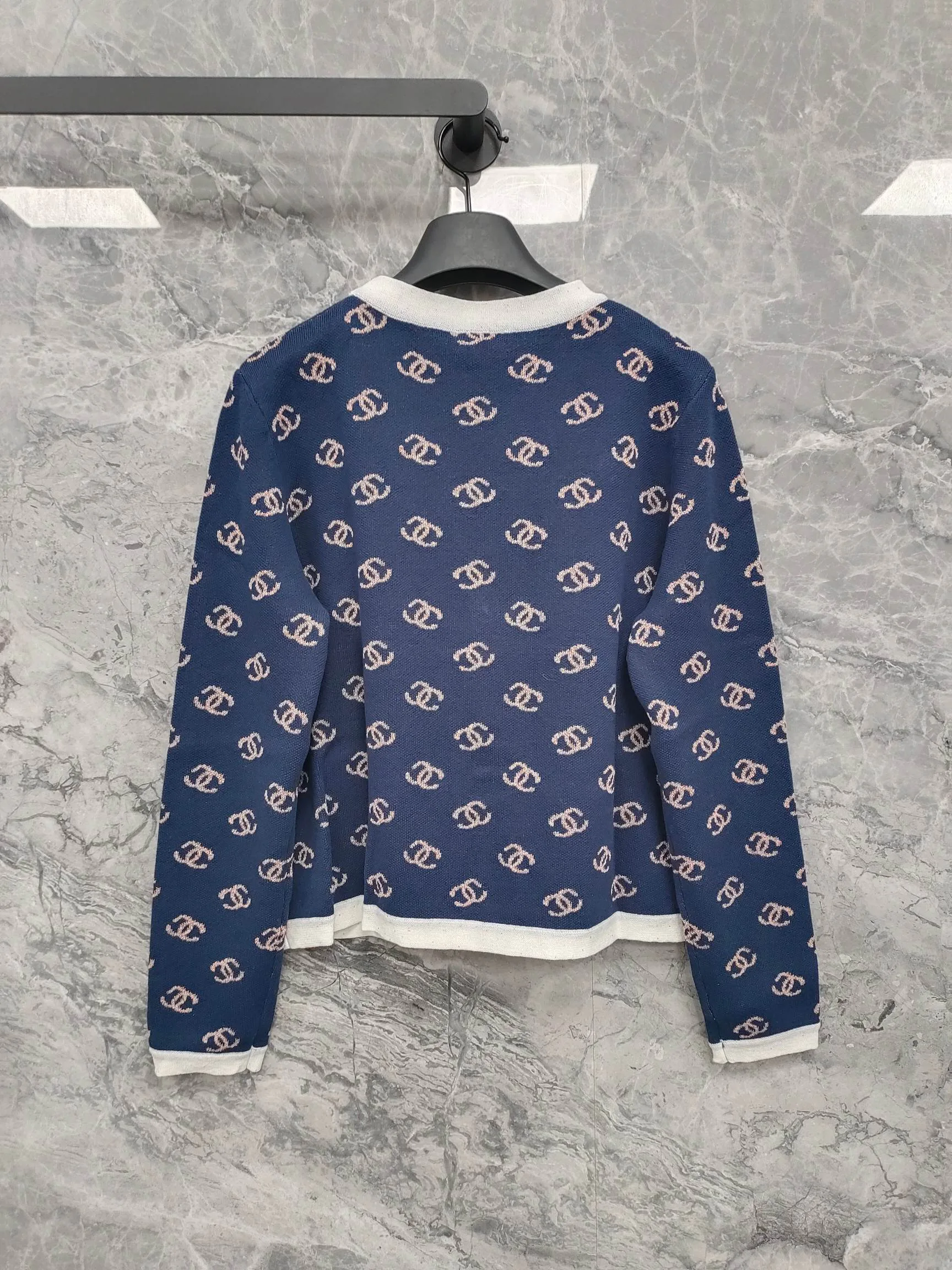 Women's Jumpers And Sweaters CHANEL 17954419