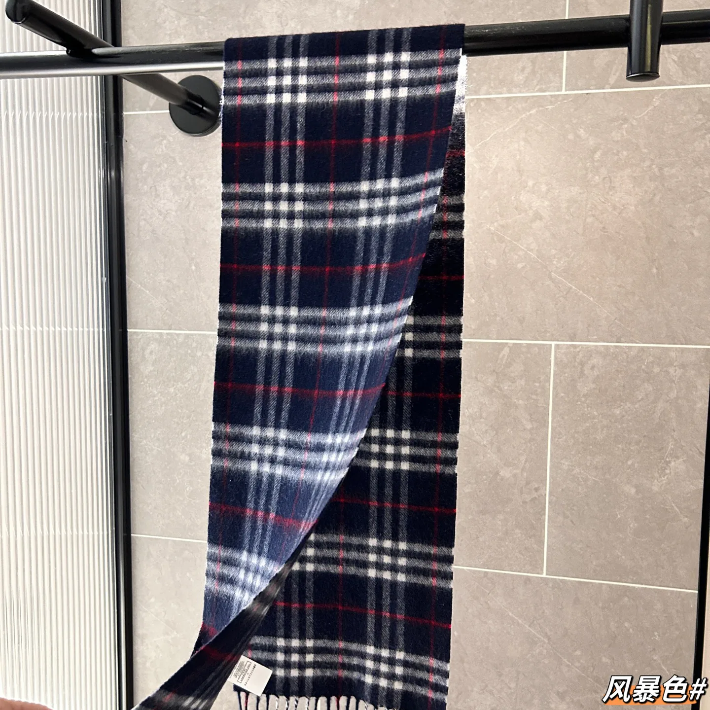 Scarves BURBERRY 18507395
