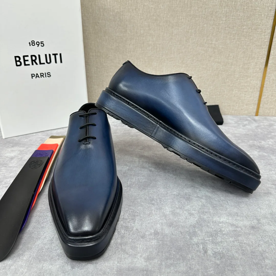 Men's Loafers And Dress Shoes BERLUTI 18117476