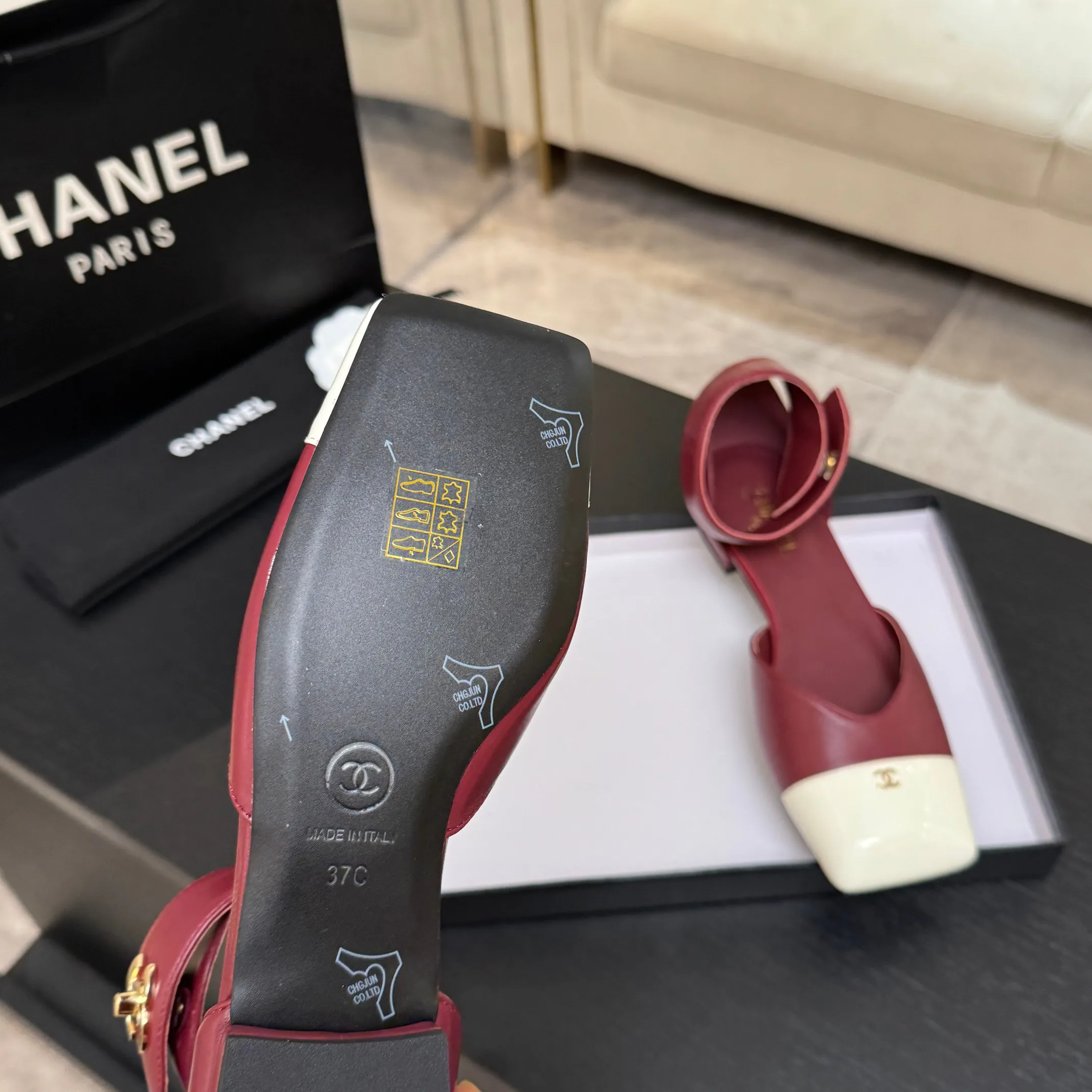 Women's Open-Toe Sandals CHANEL 18104573