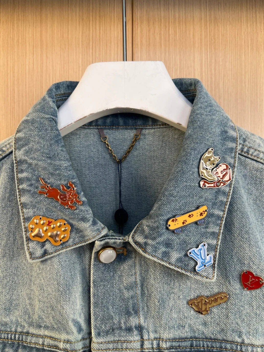 Men's Jackets And Down Jackets LOUIS VUITTON 18179325