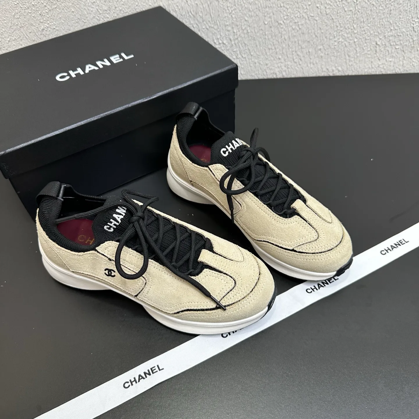 Women's Sneakers CHANEL 17934449