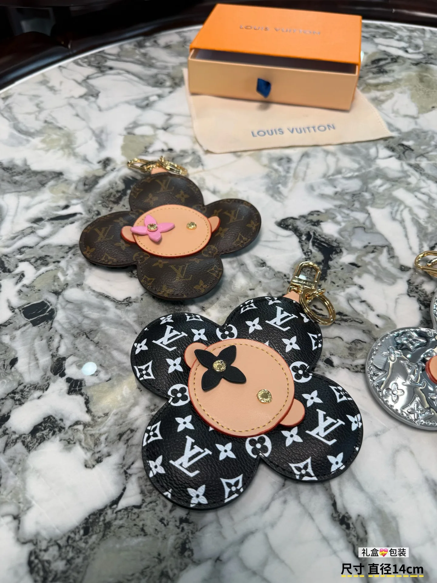 Key Cases LOUIS VUITTON 17796160