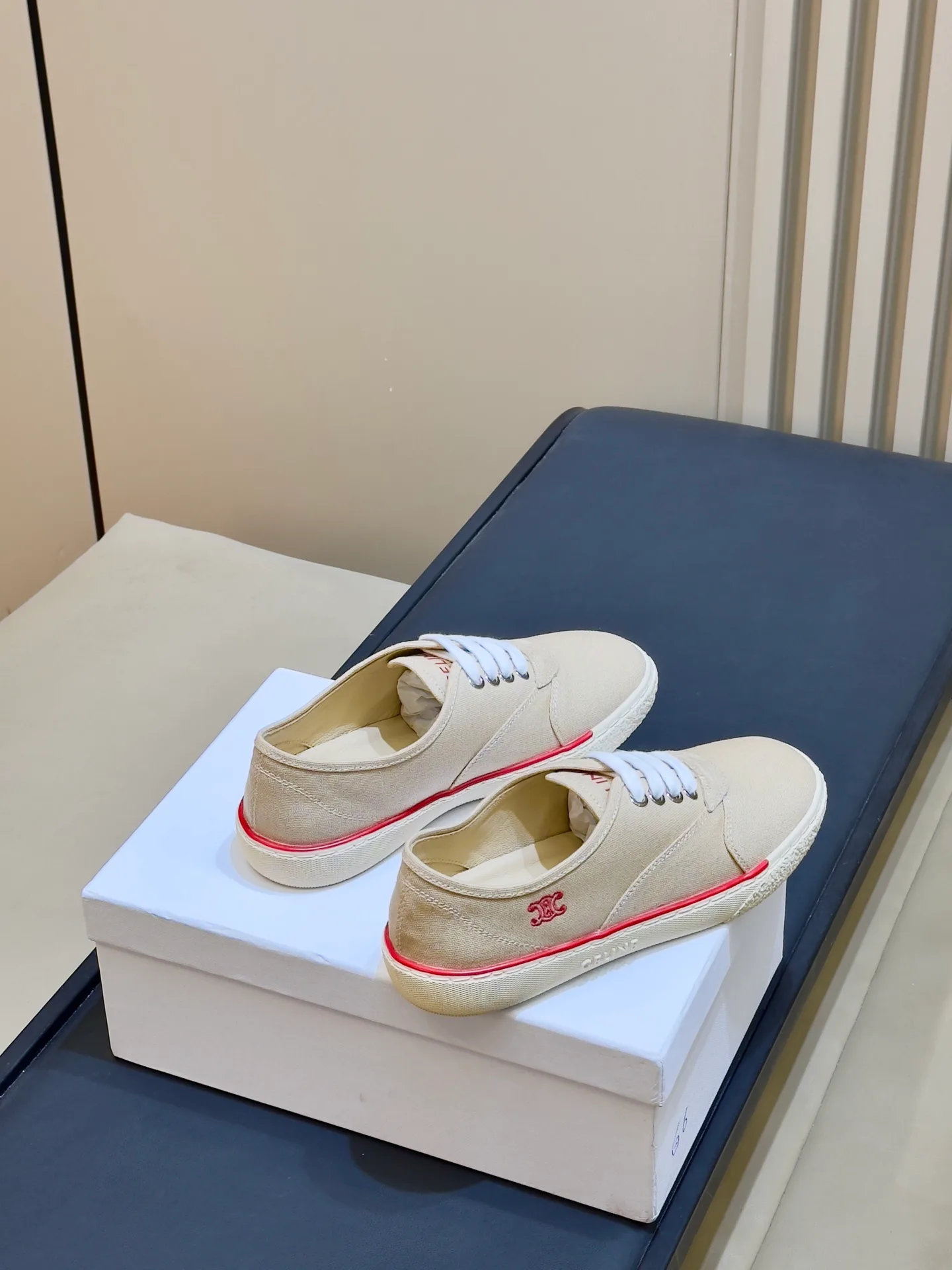 Women's Canvas Shoes CELINE 18073470