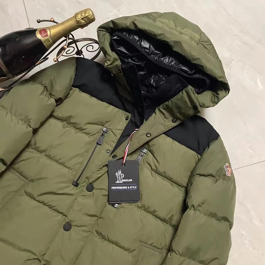 Men's Jackets And Down Jackets MONCLER 18111482