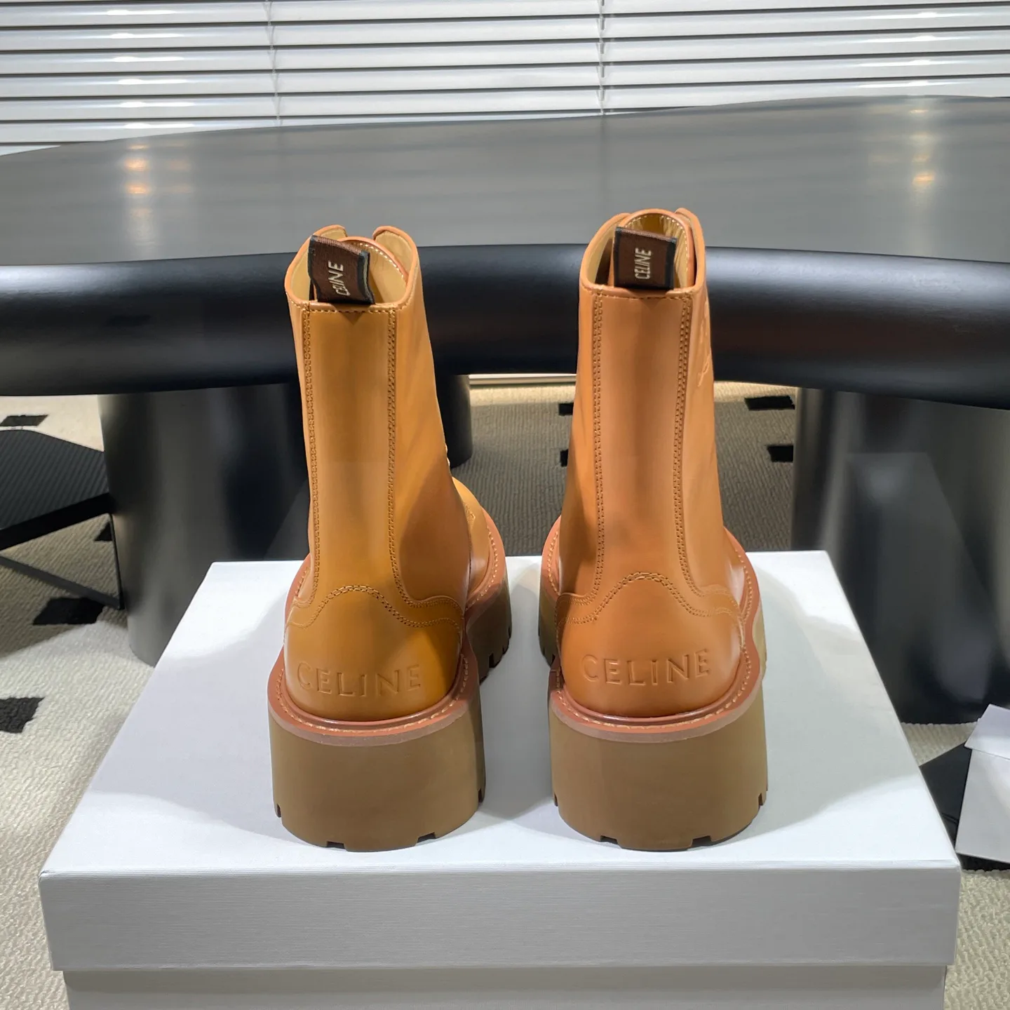 Women's Ankle Boots CELINE 18041624