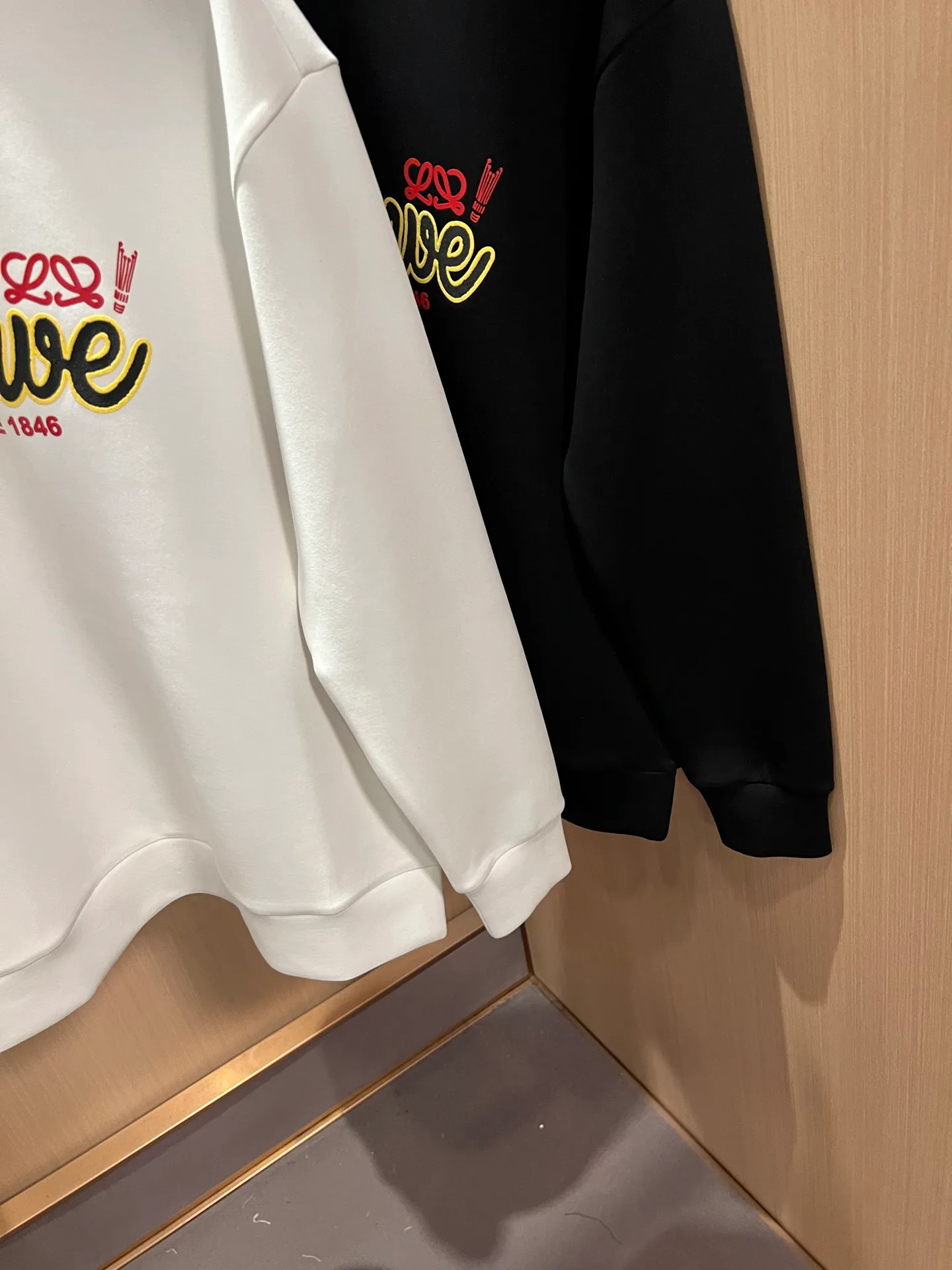 Men's Sweatshirts And Hoodies LOEWE 18519633