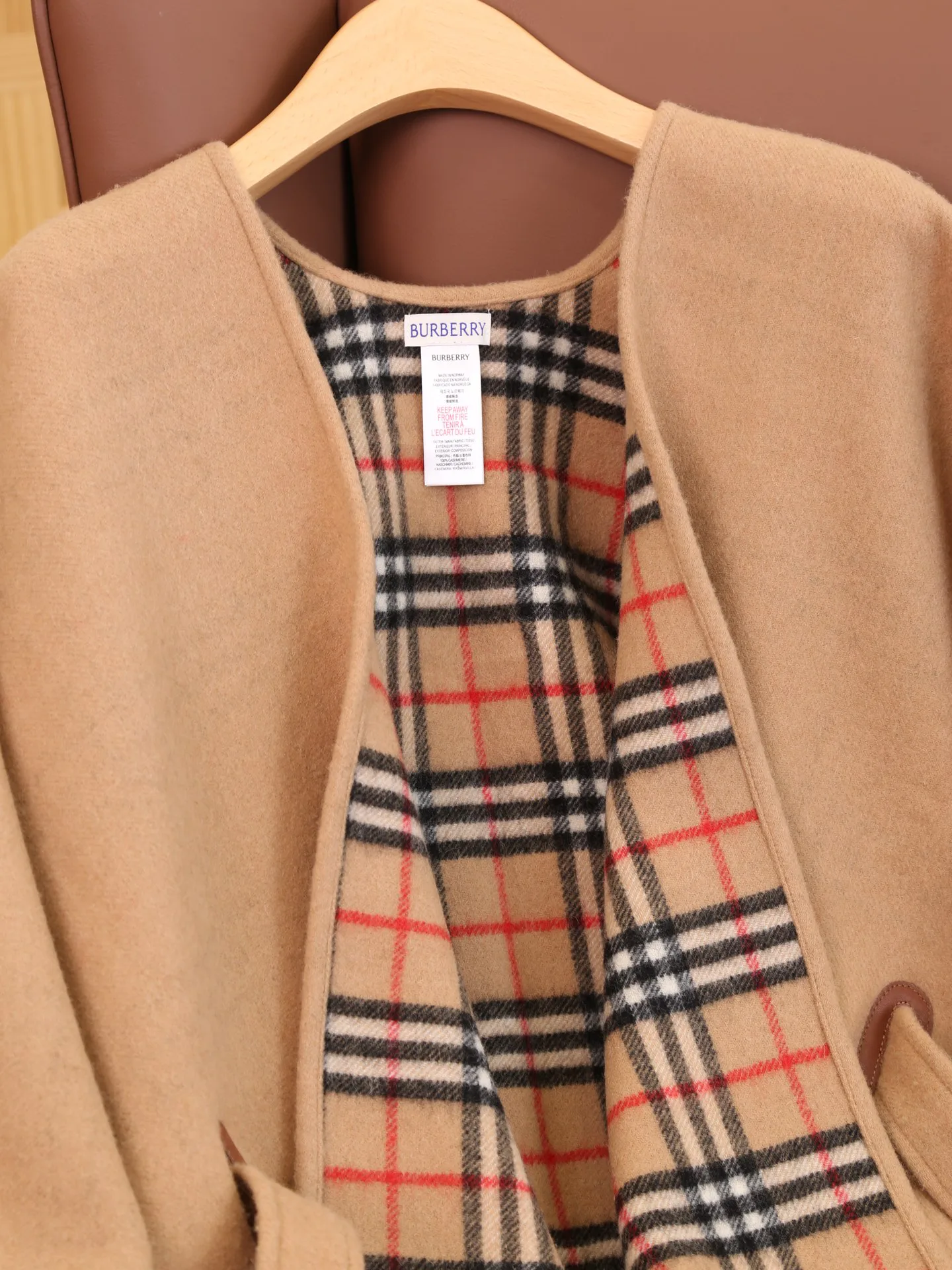 Women's Coats BURBERRY 18128124