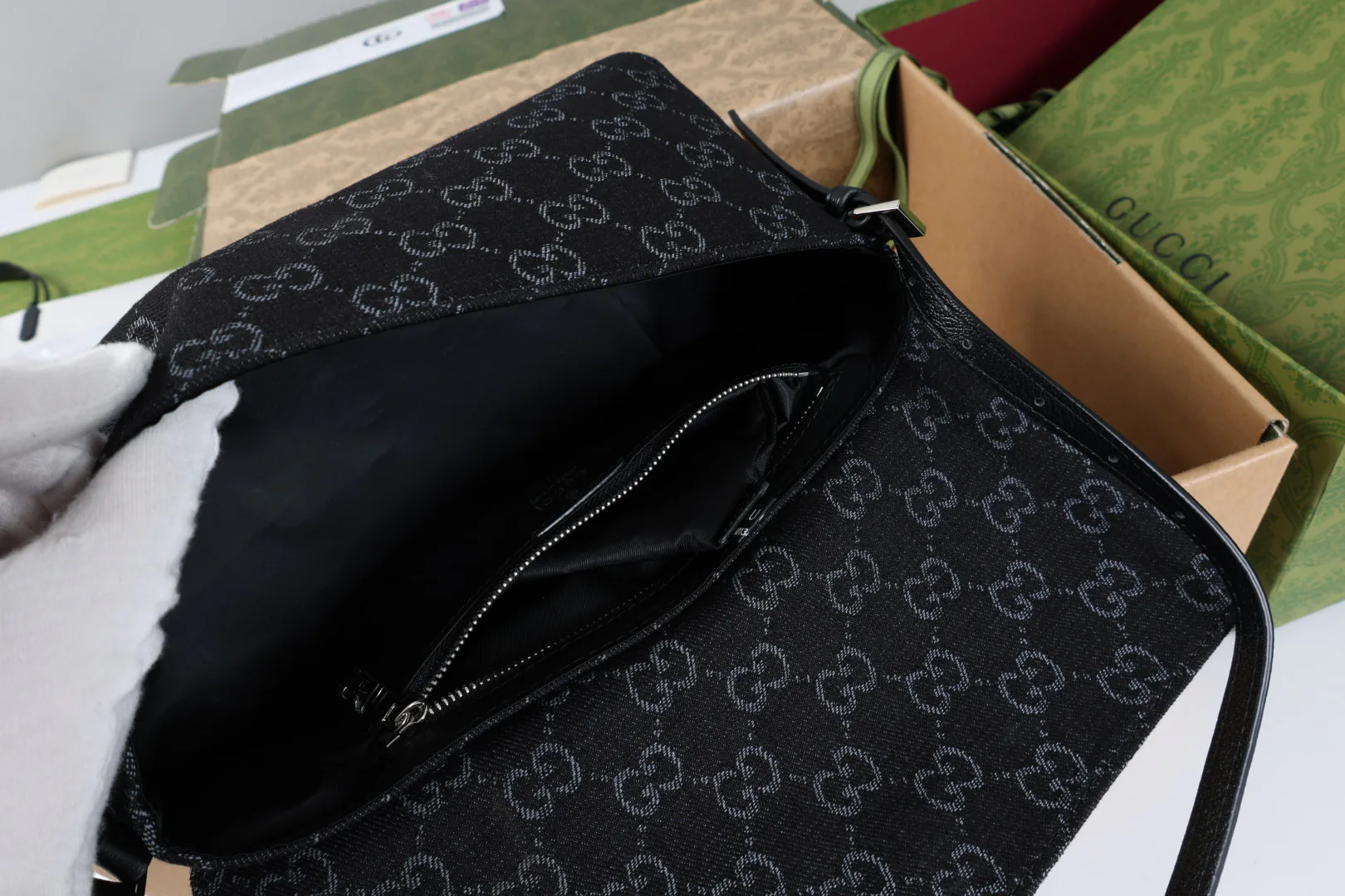 Women's Classic Handbags GUCCI 18065237