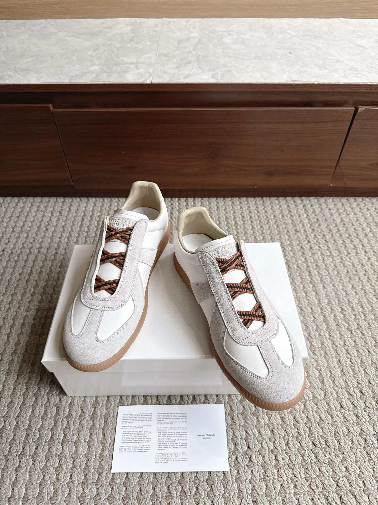 Women's Sneakers MAISON MARGIELA 17607657