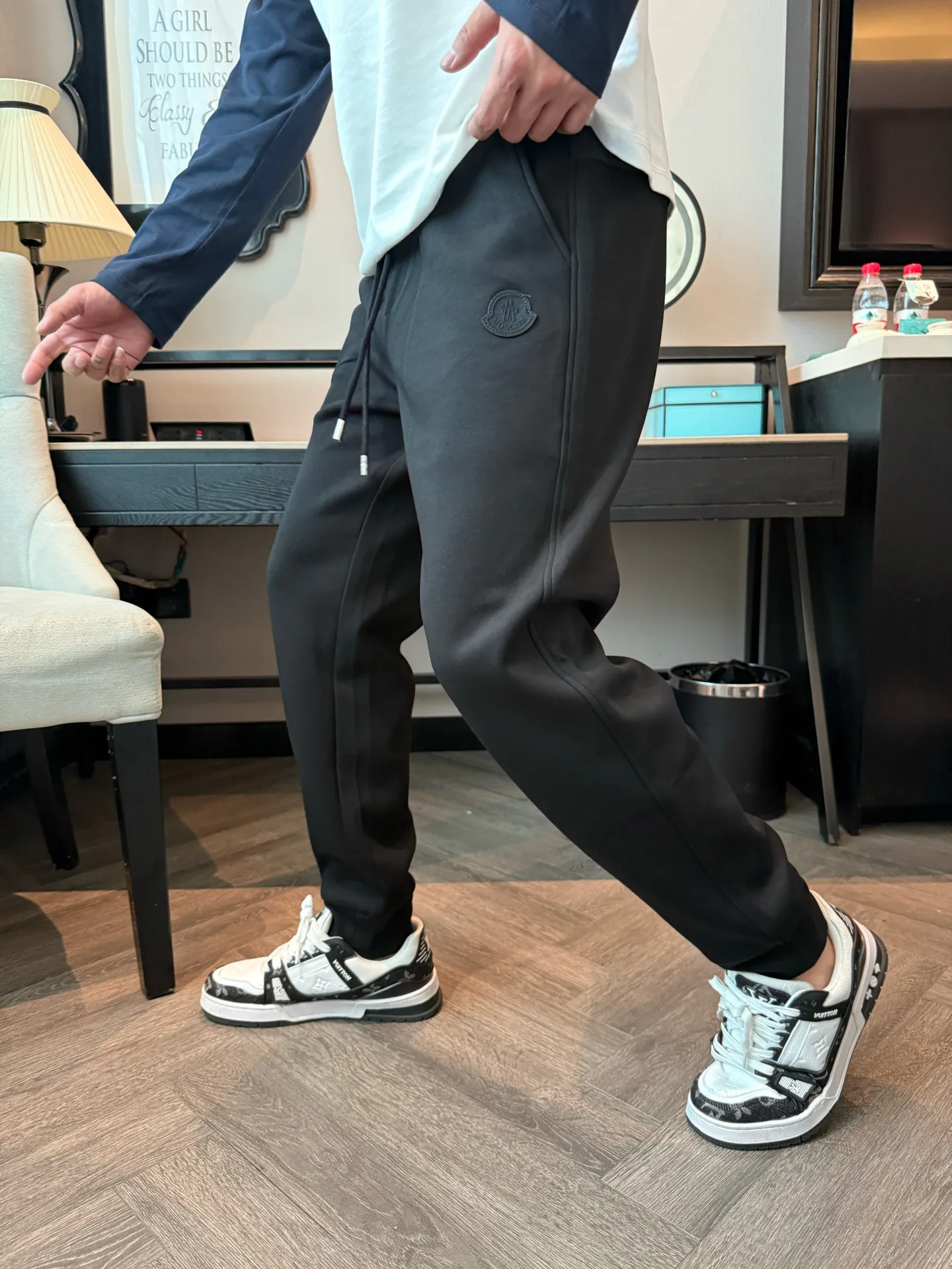 Men's Trousers MONCLER 18499676