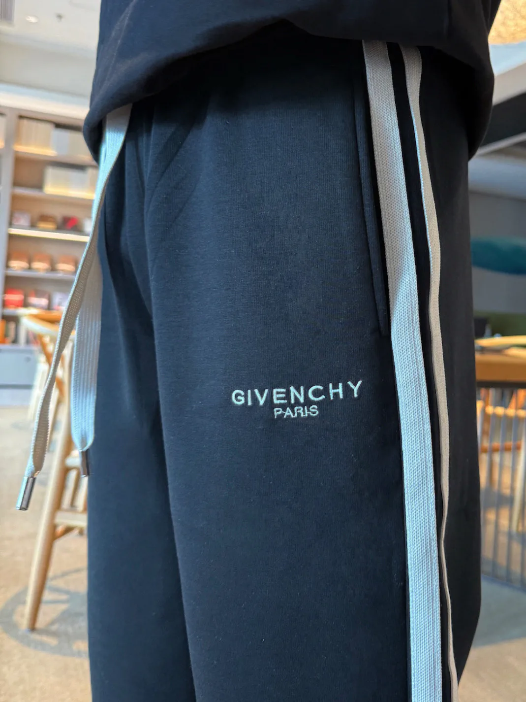 Men's Trousers GIVENCHY 18345801