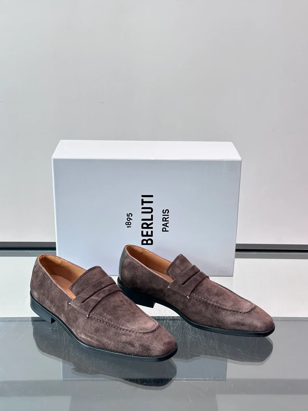 Men's Loafers And Dress Shoes BERLUTI 18079482