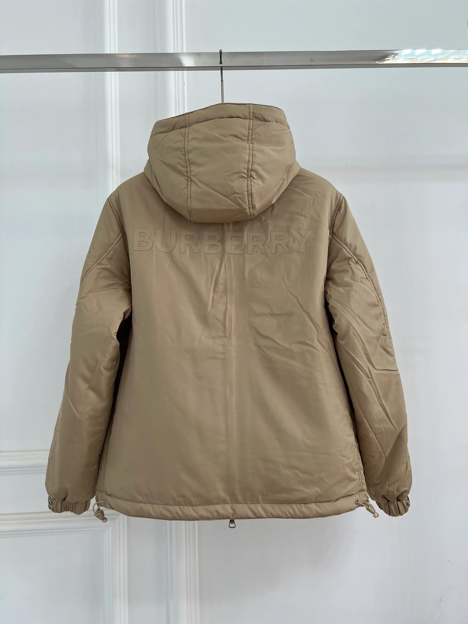 Women's Jackets And Down Jackets BURBERRY 18415749