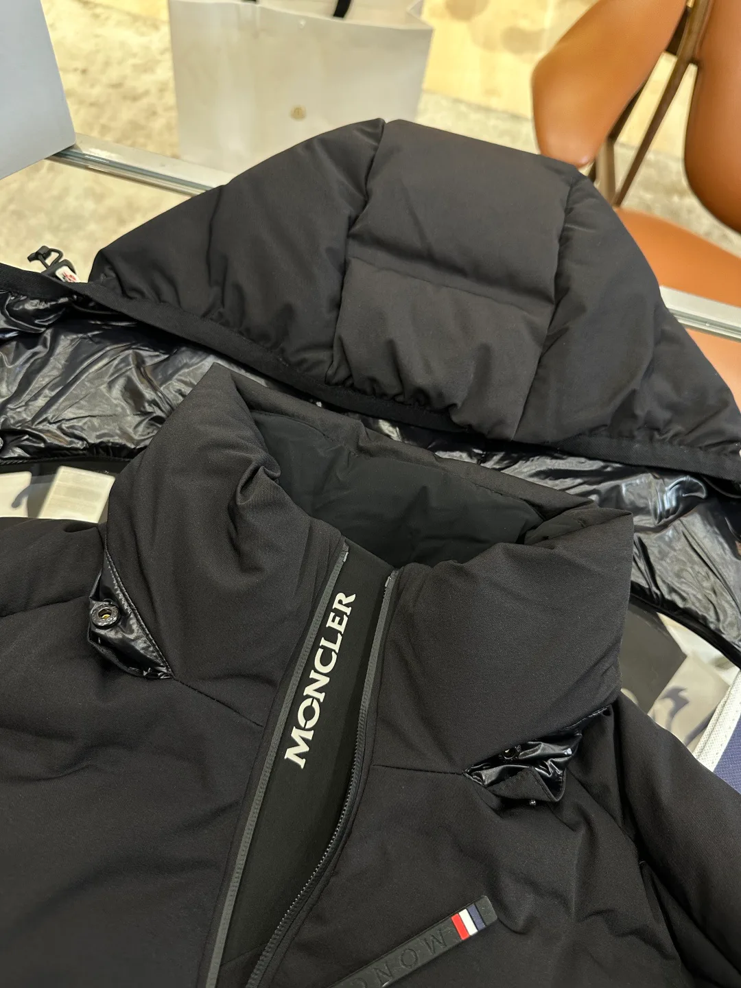 Men's Jackets And Down Jackets MONCLER 18359913
