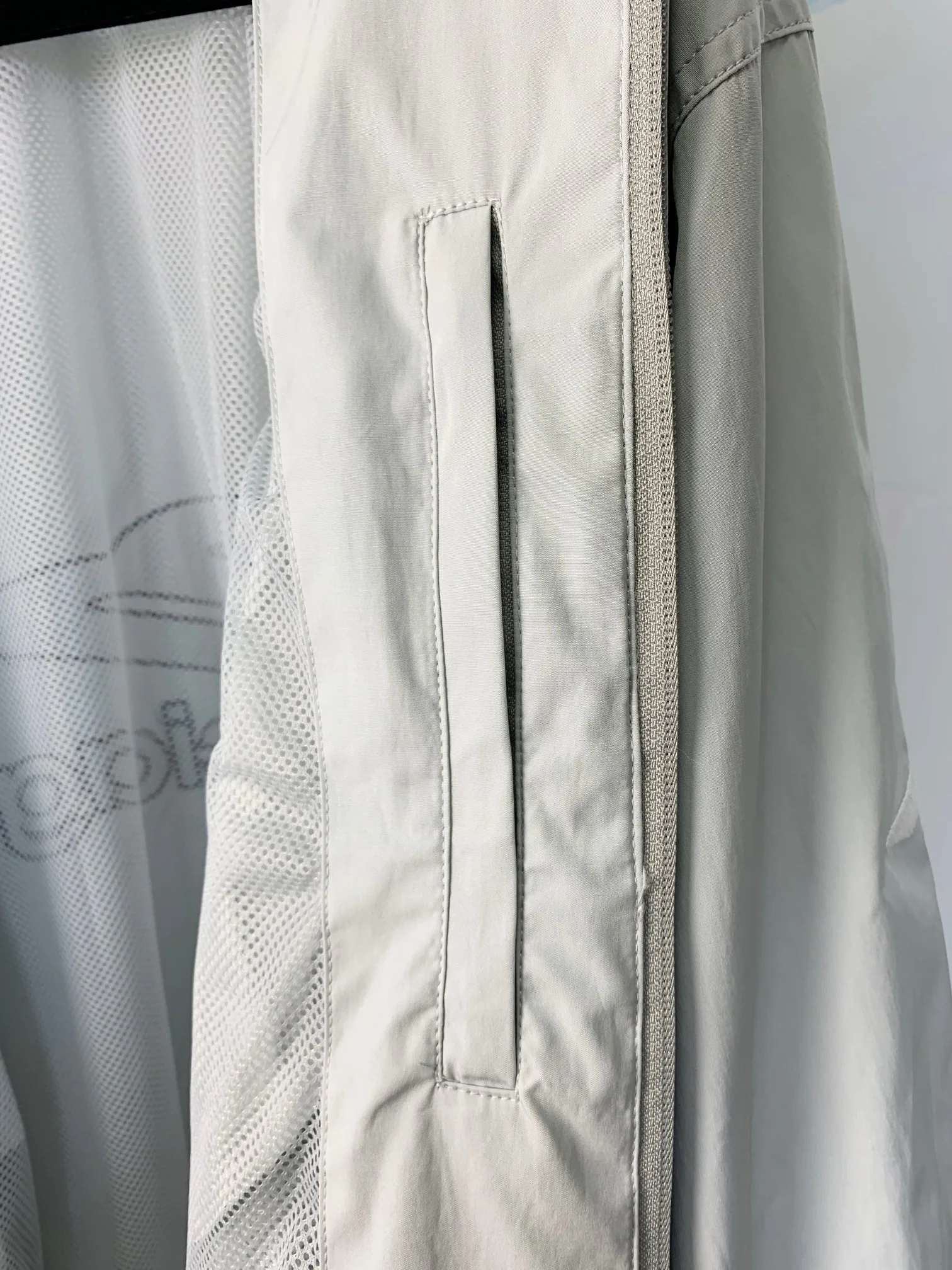 Women's Jackets And Down Jackets BALENCIAGA 18136232