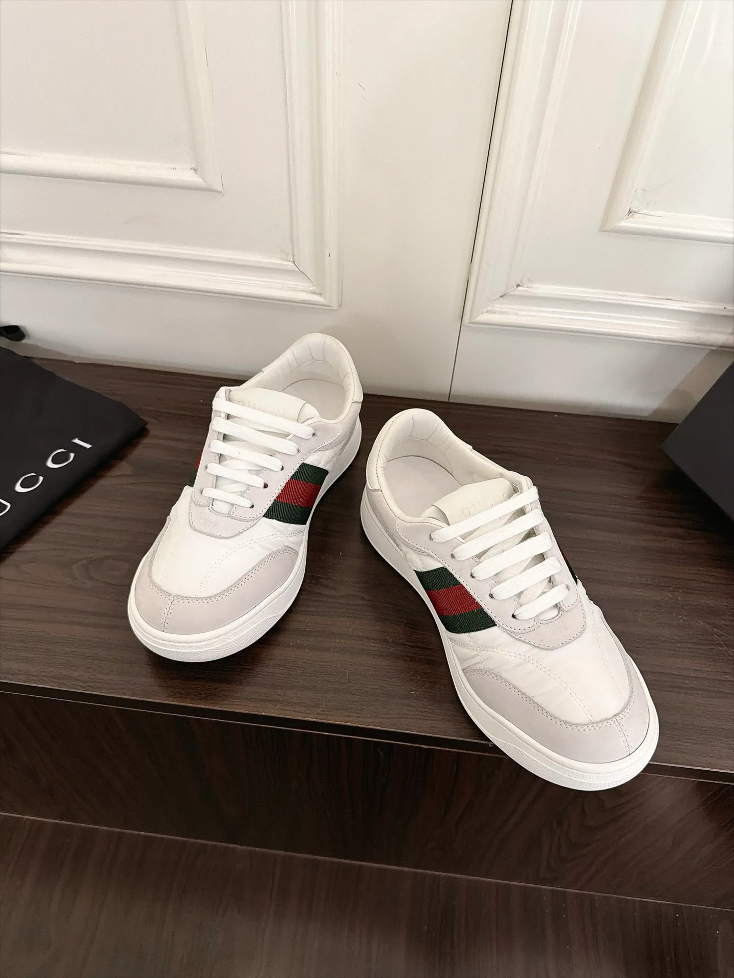 Women's Sneakers GUCCI 17963555