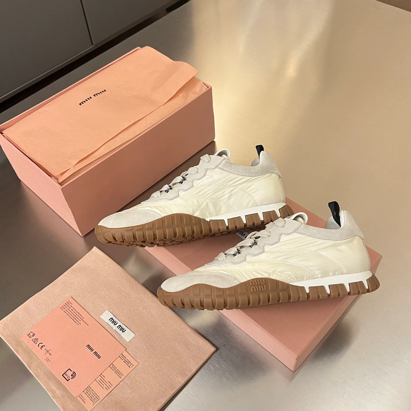 Women's Sneakers MIU MIU 17968642