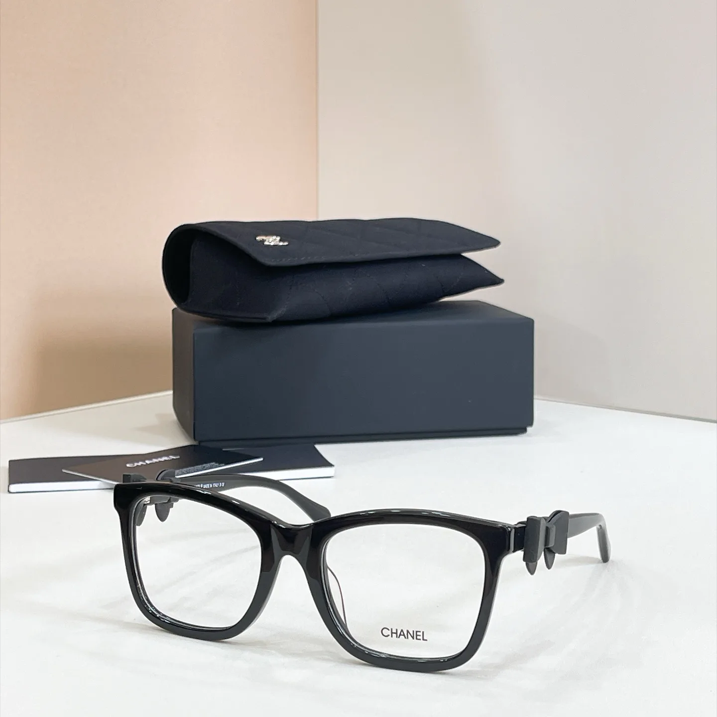 Glasses CHANEL 17949236