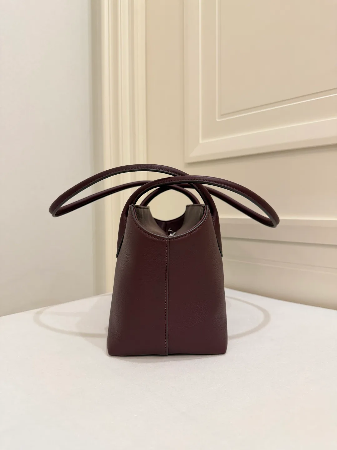 Women's Classic Handbags THE ROW 18161958