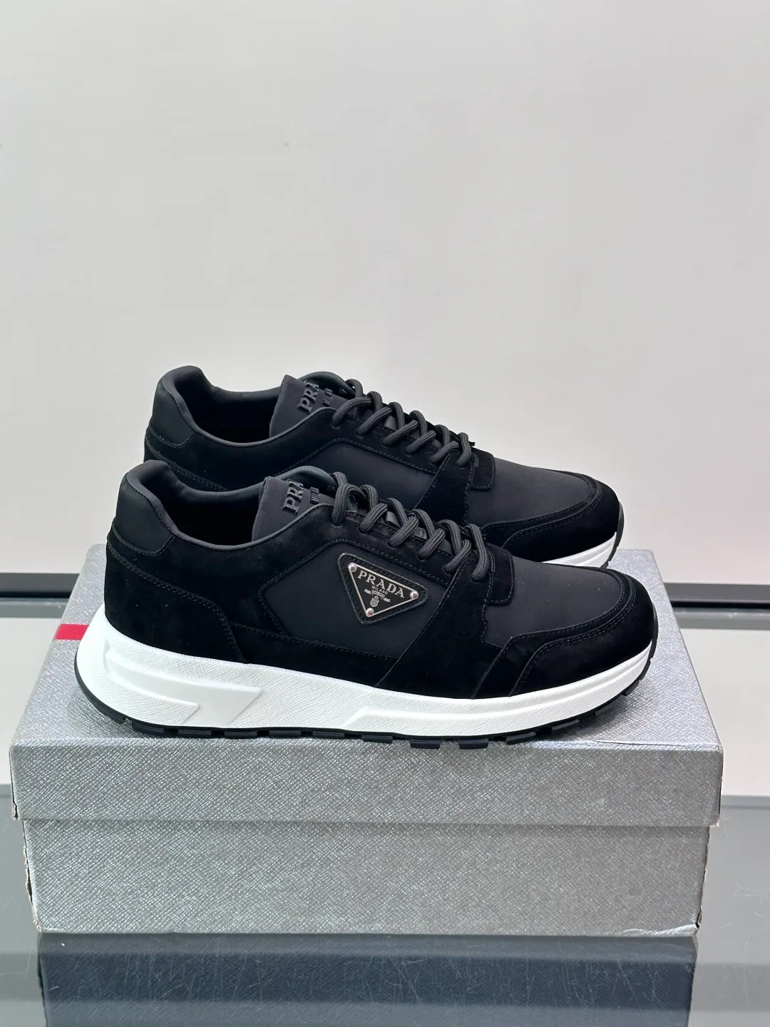 Men's Sneakers PRADA 17982470
