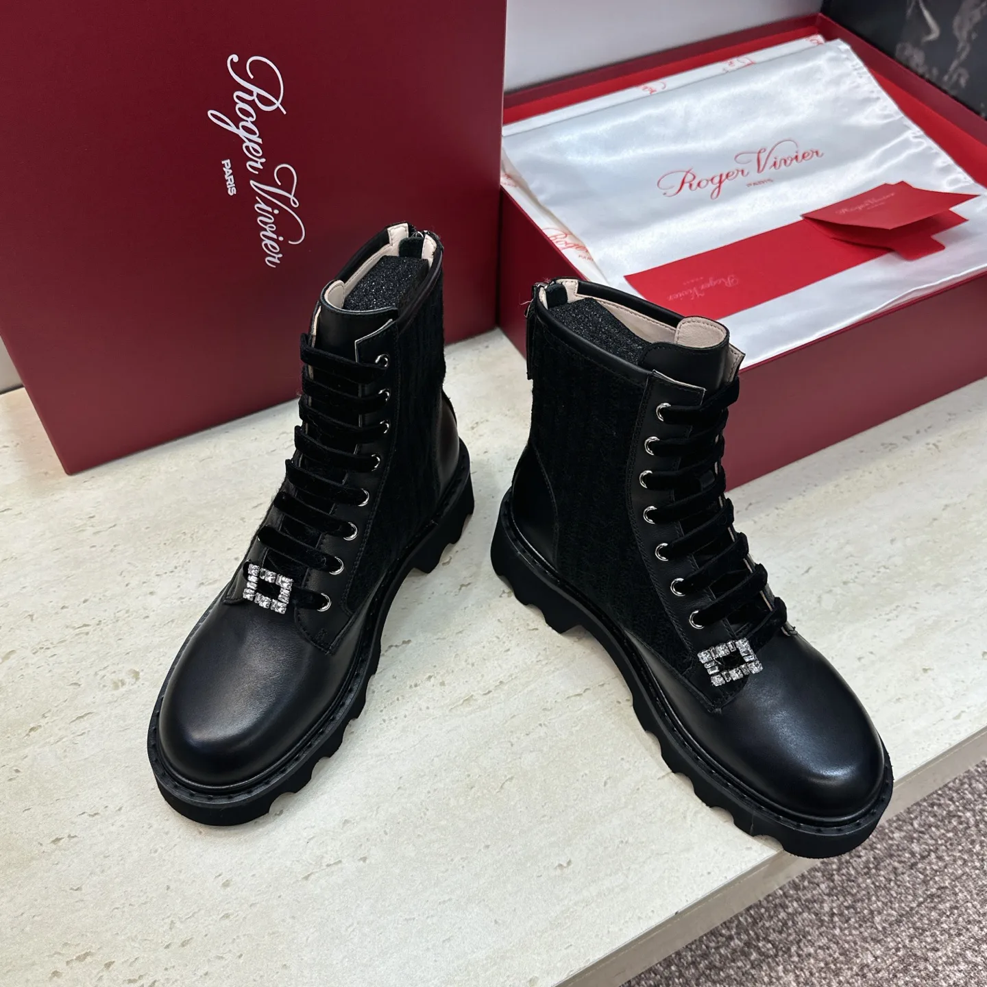 Women's Ankle Boots ROGER VIVIER 18256241