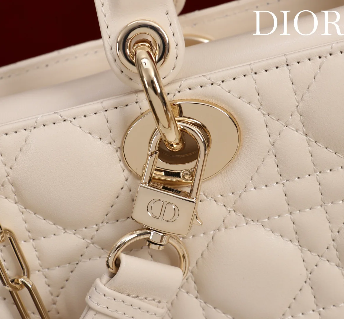Women's Classic Handbags CHRISTIAN DIOR 18393008