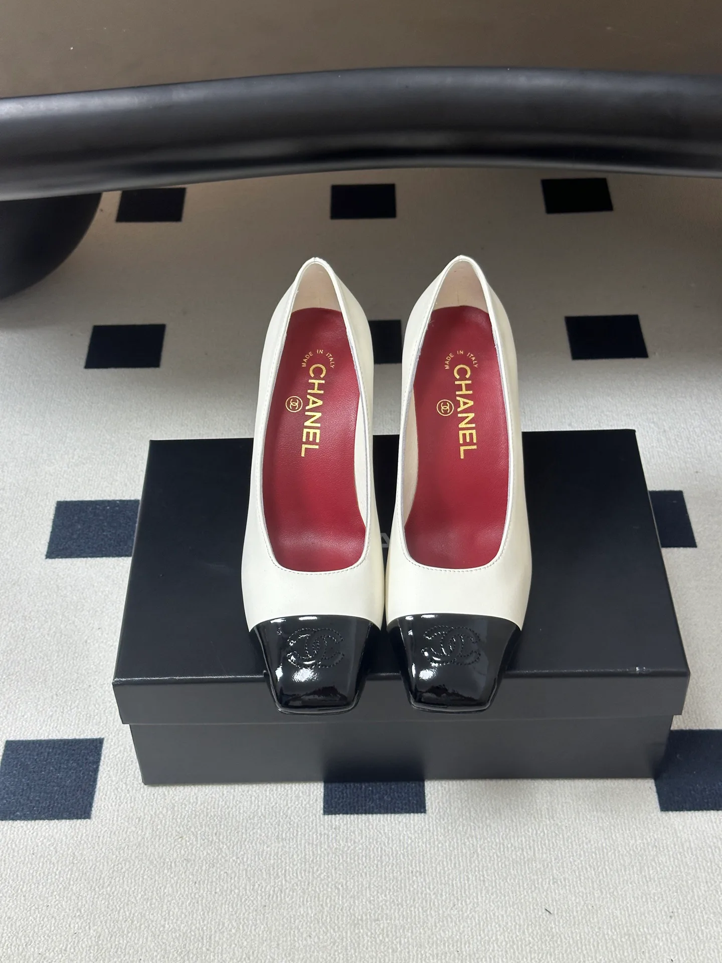 Women's Heels CHANEL 18049719