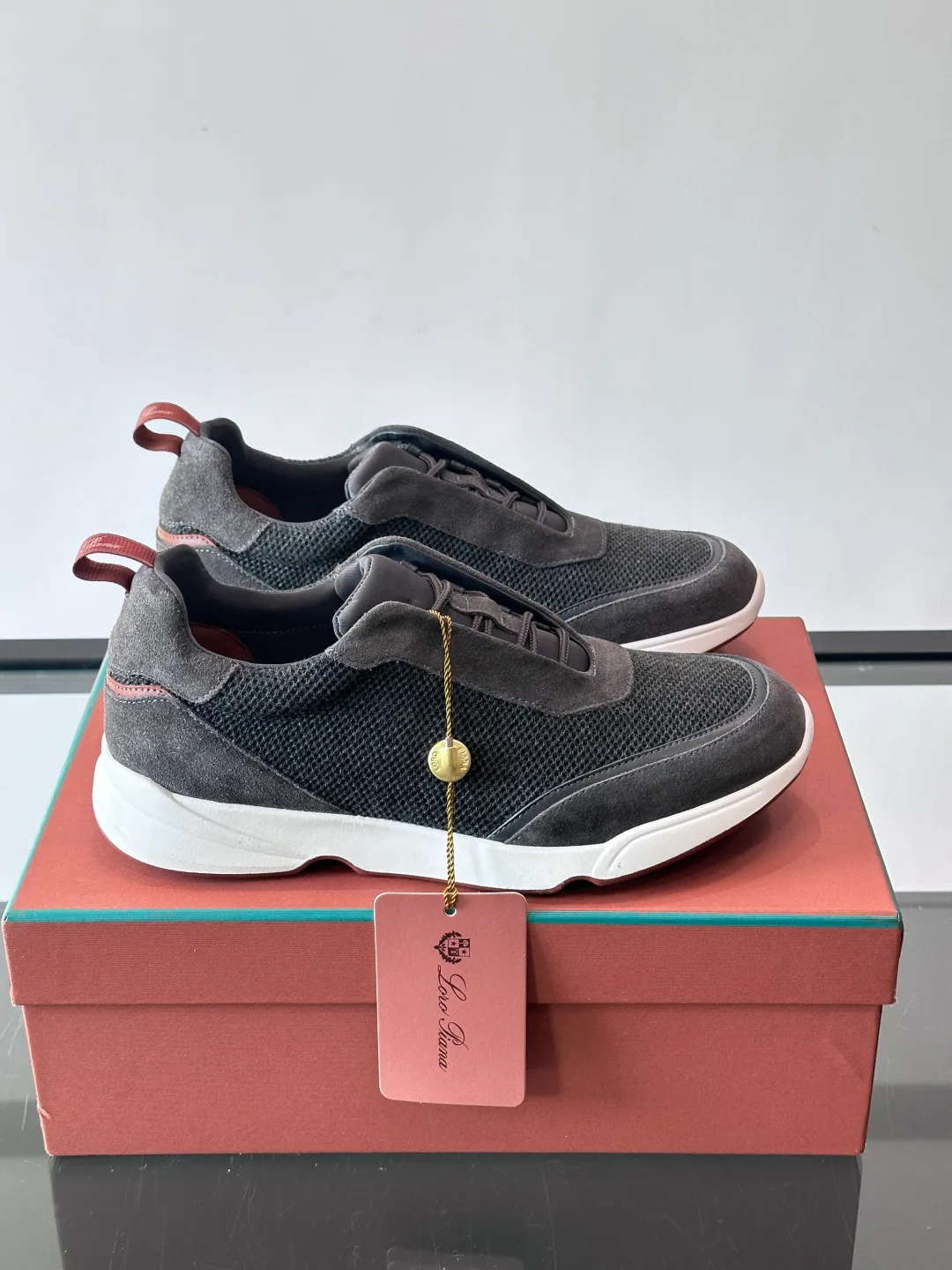 Men's Sneakers LORO PIANA 17730605