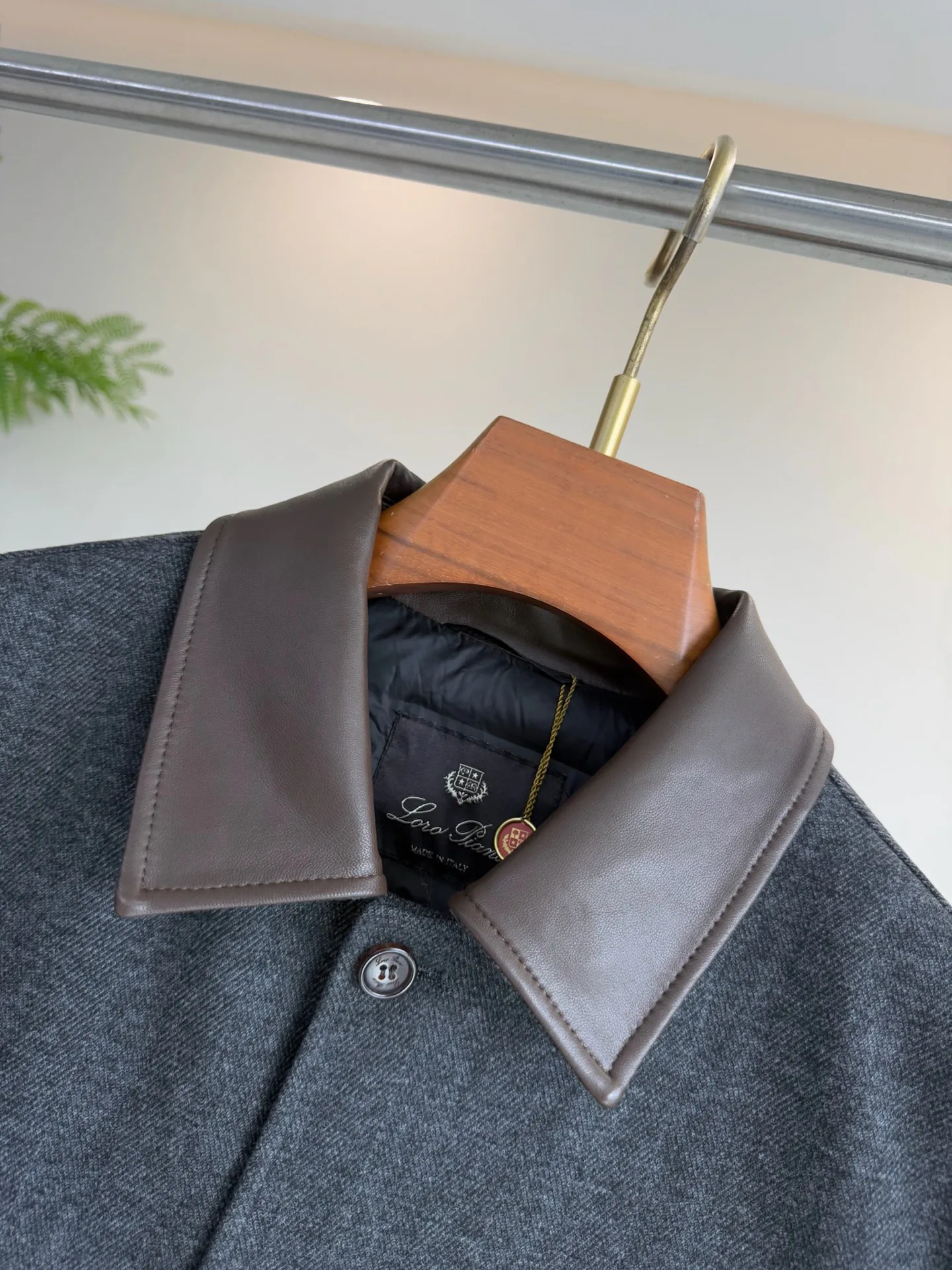 Men's Jackets And Down Jackets LORO PIANA 18084540