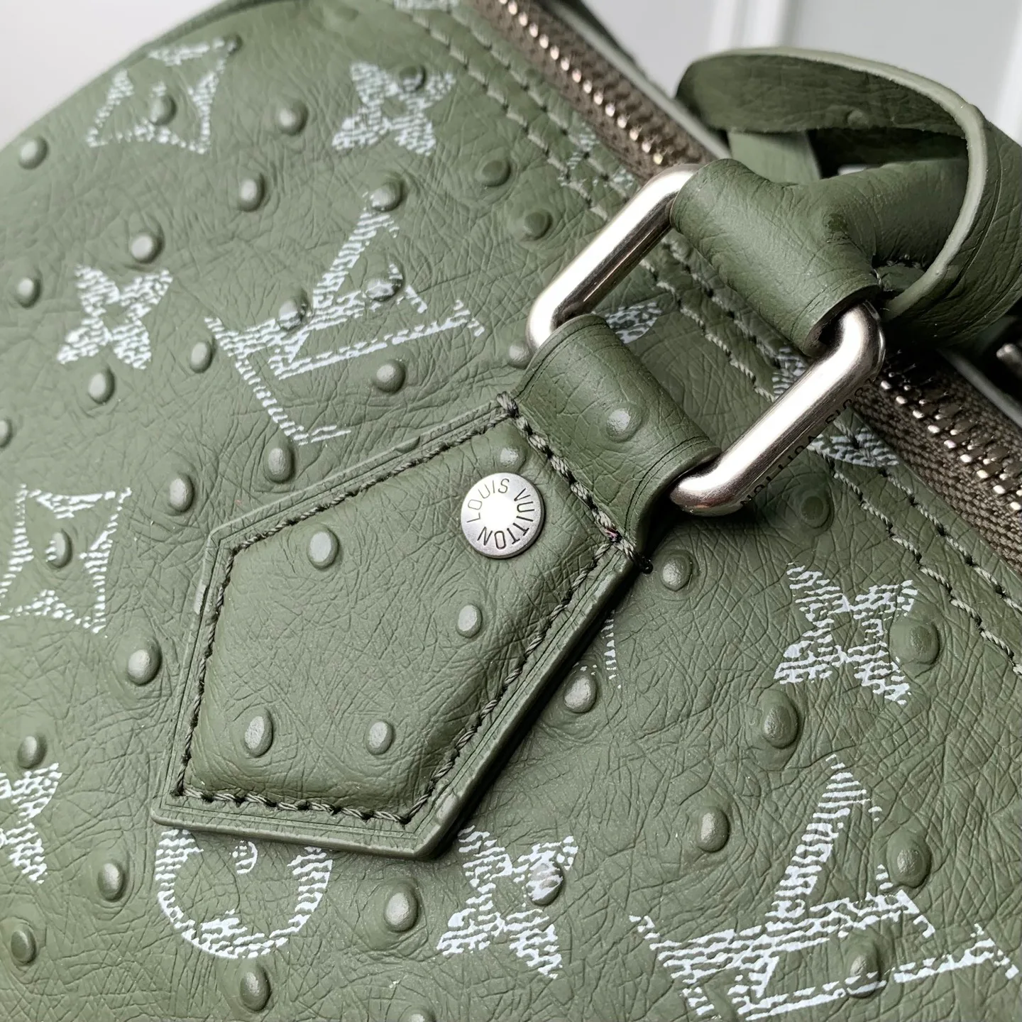 Women's Classic Handbags LOUIS VUITTON 18147447