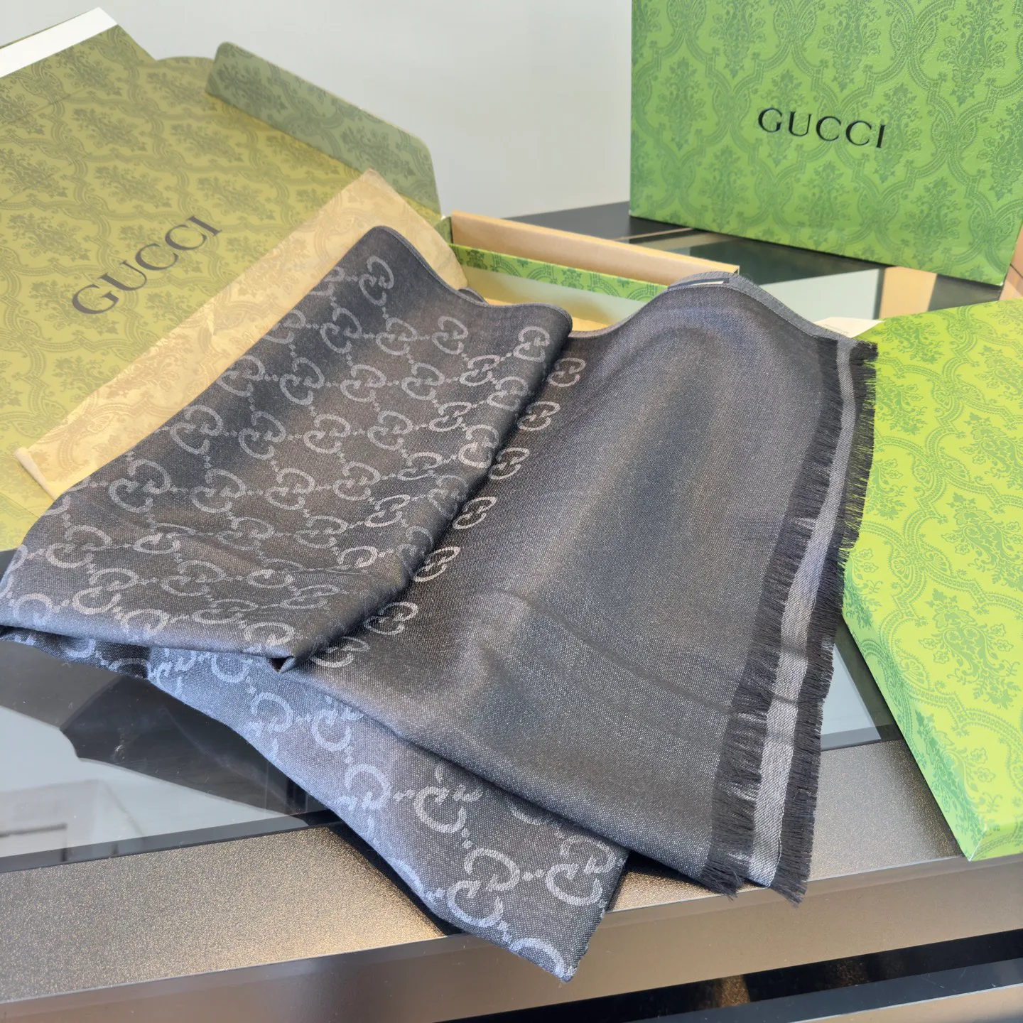 Scarves GUCCI 17906923