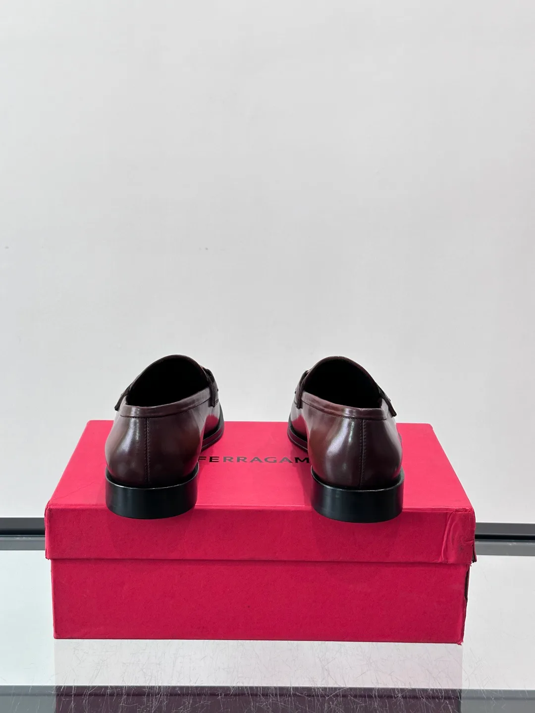 Men's Loafers And Dress Shoes SALVATORE FERRAGAMO 17514641