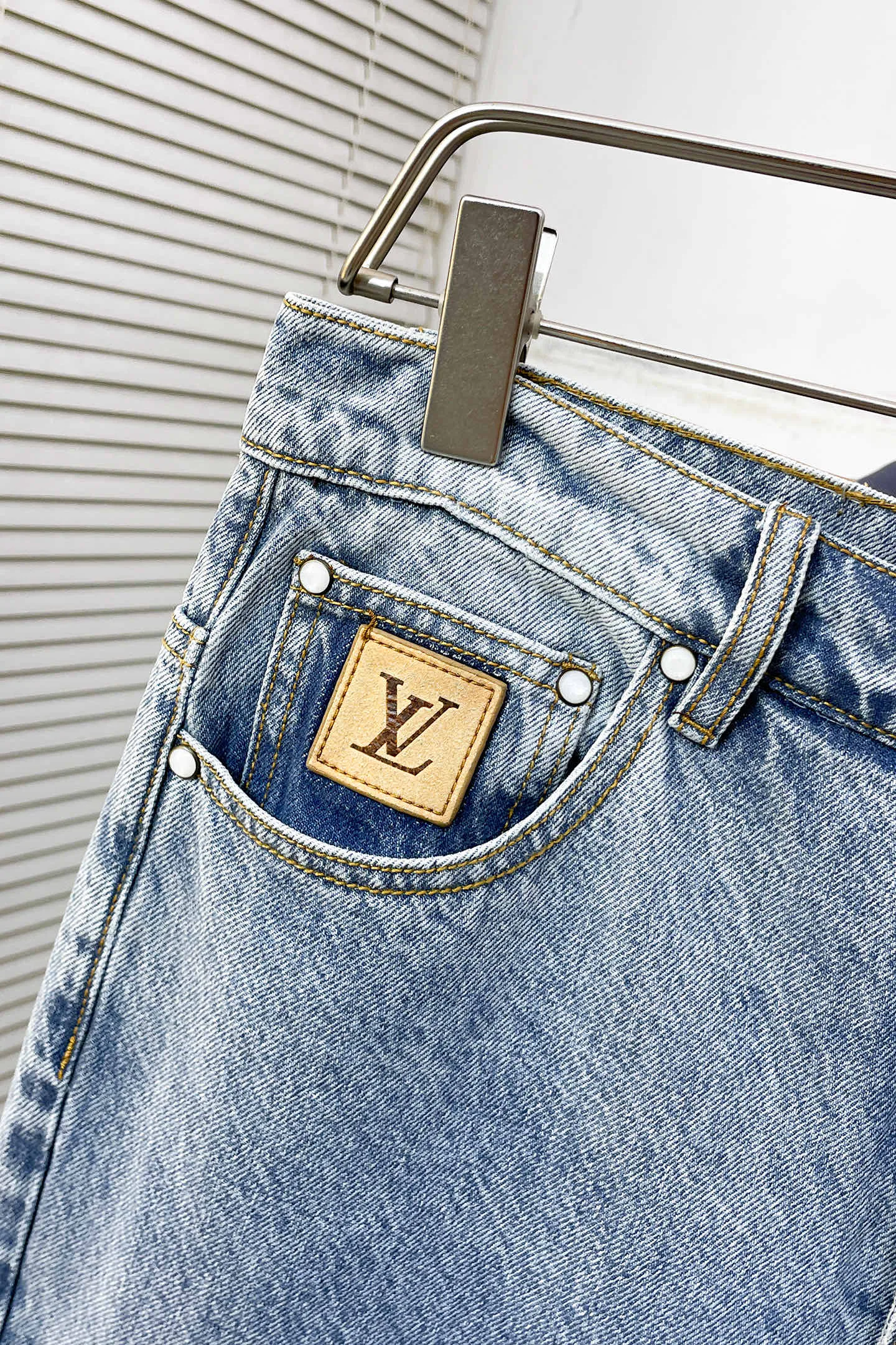 Men's Jeans LOUIS VUITTON 17600548