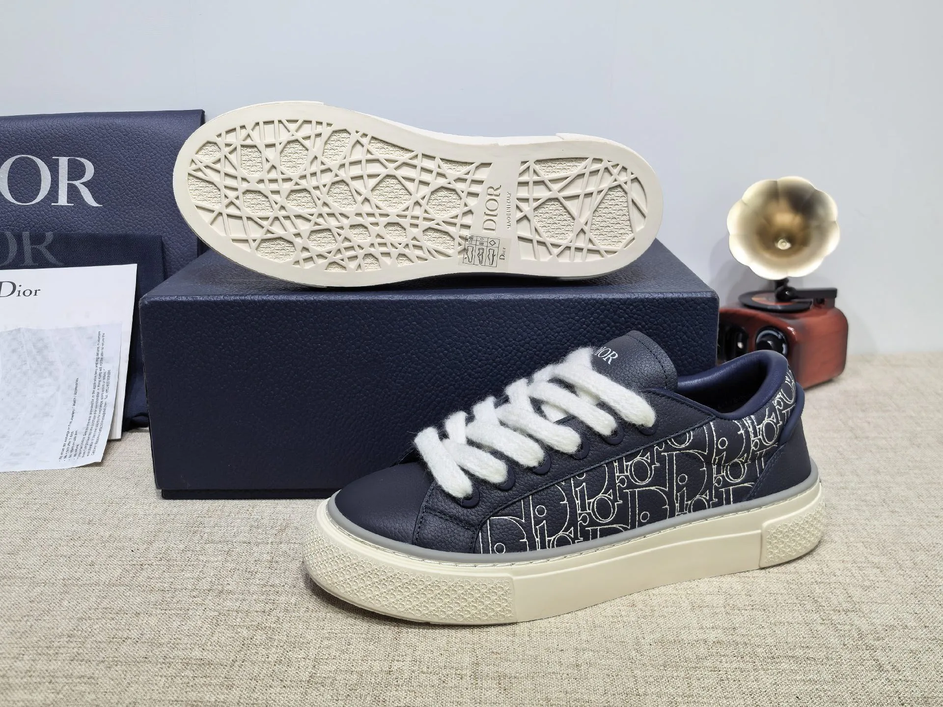 Women's Sneakers CHRISTIAN DIOR 17805341