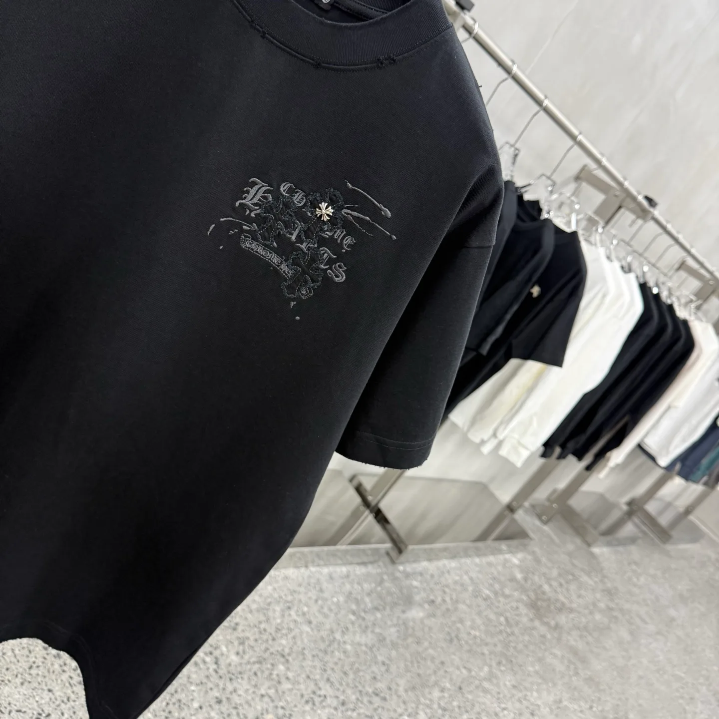Men's T-Shirts CHROME HEARTS 17902449