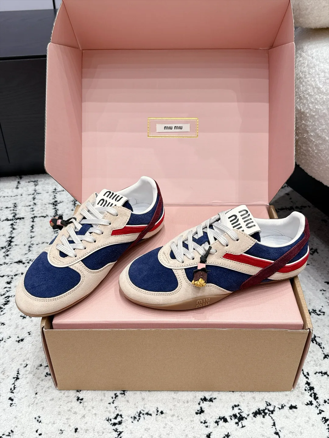 Women's Sneakers MIU MIU 18505447
