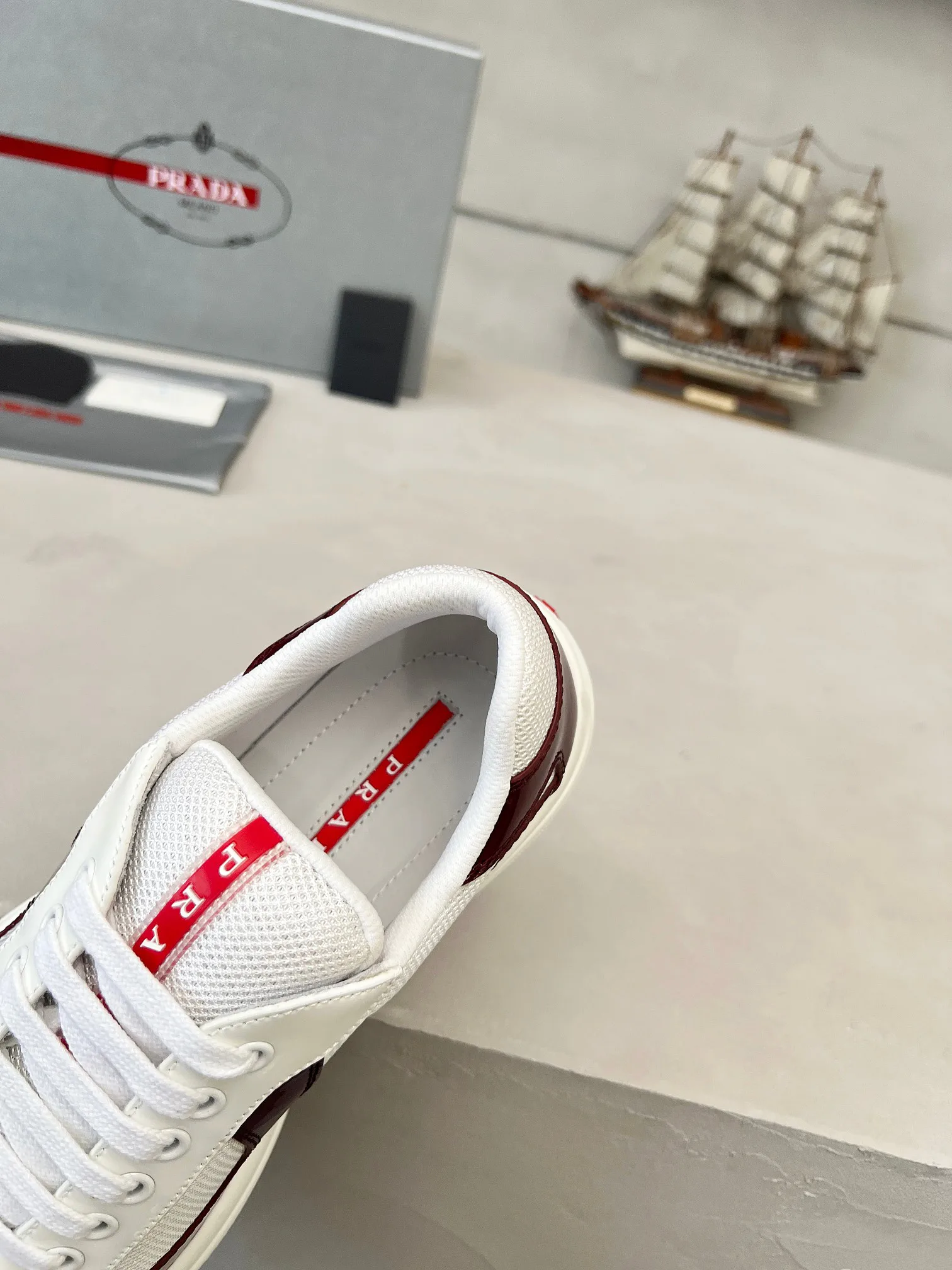 Women's Sneakers PRADA 17704065