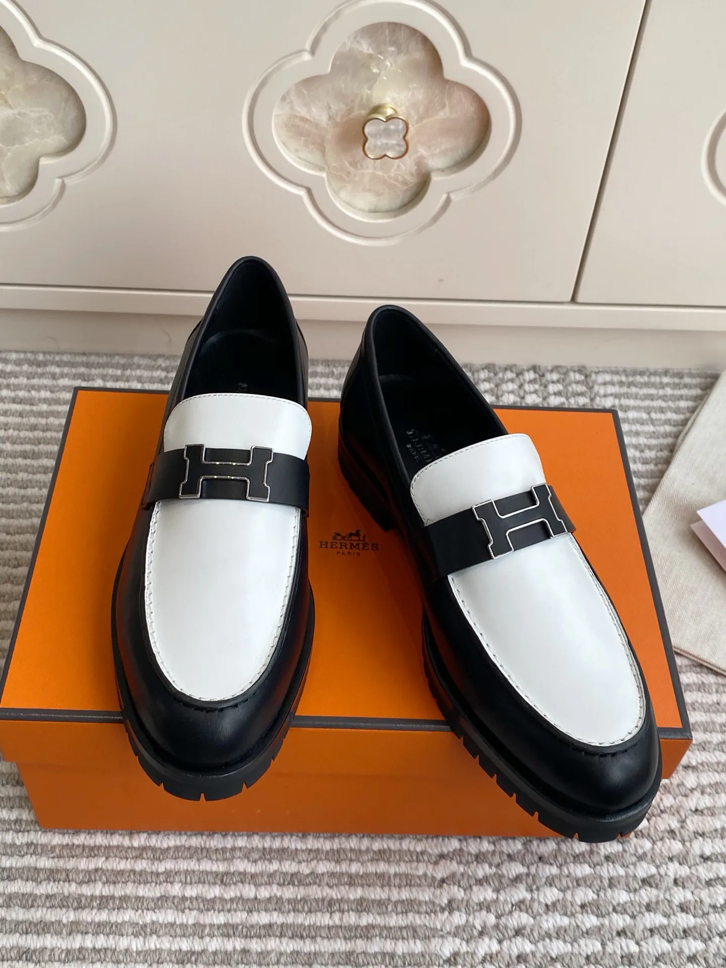 Women's Loafers And Moccasins HERMES 17476148