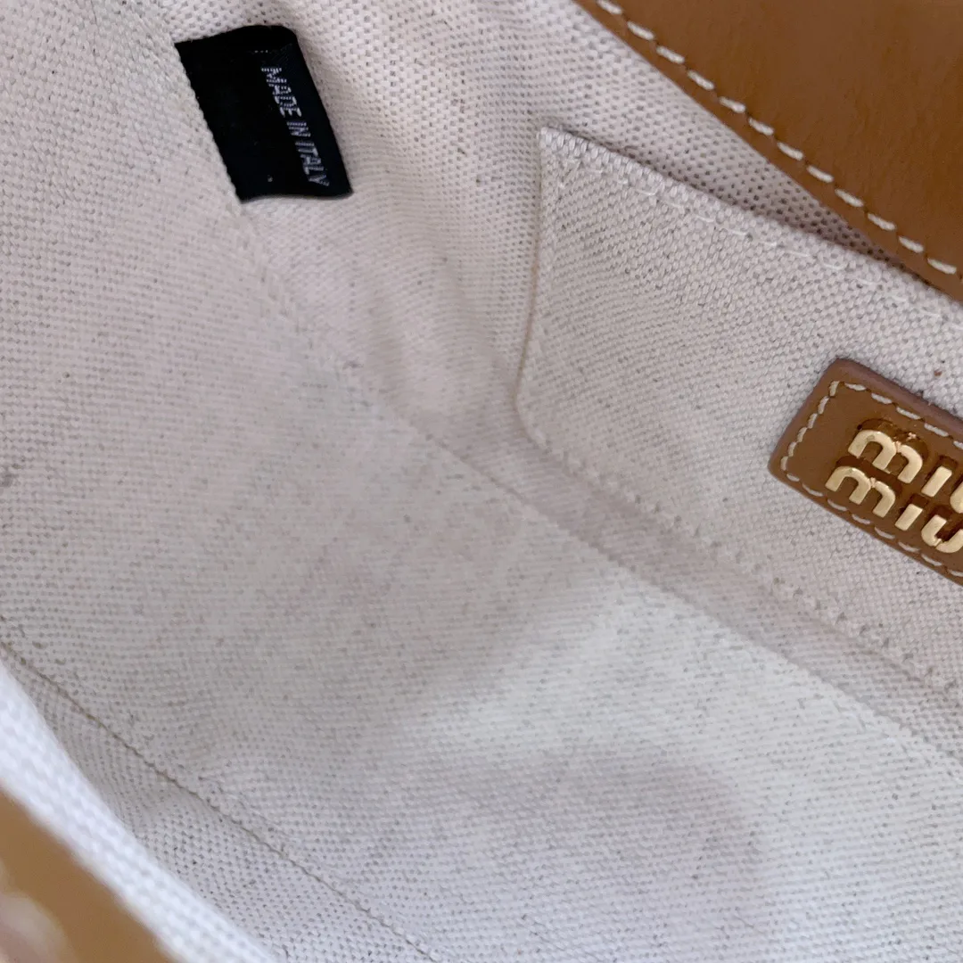 Women's Shoulder Bags MIU MIU 18004734